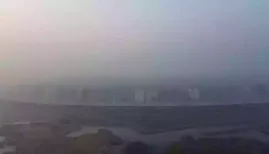 Delhi continued to battle hazardous air on Saturday, with AQI levels above 350 in multiple areas. Thick smog, low visibility and cold conditions added to