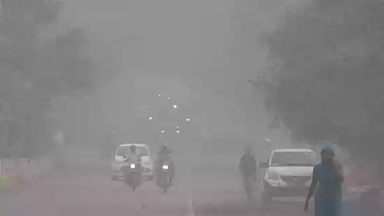 Delhi chokes under post-Diwali smog