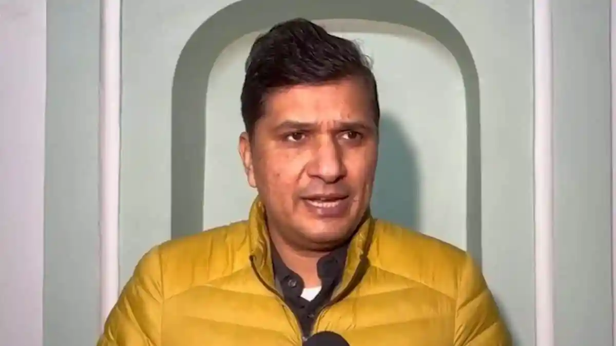 Aam Aadmi Party (AAP) leader Saurabh Bhardwaj on Wednesday reacted to Delhi LG's letter to Arvind Kejriwal over pollution and claimed