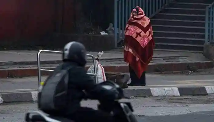 The temperature in Delhi on Saturday dipped to 16.9 degrees Celsius, which is 5.3 degrees below normal. IndiGo stated that reduced visibility in the early