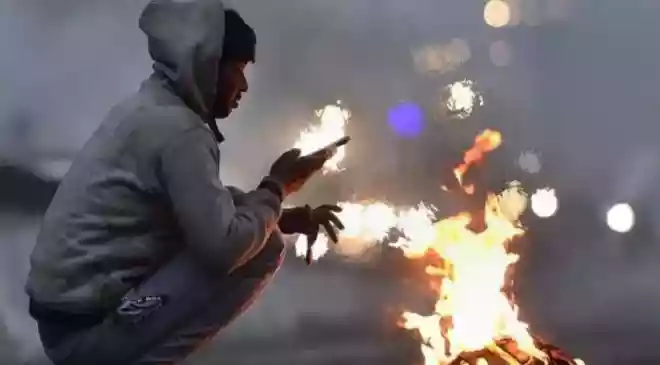 Delhi feels near 0°C on coldest morning