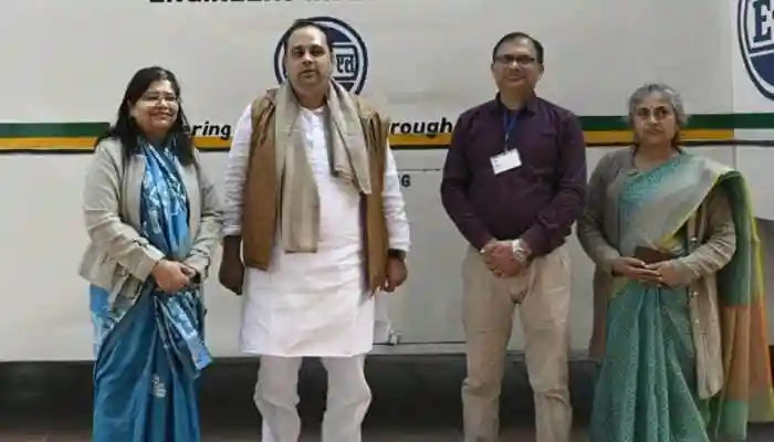 Senior officials from the Health Department, doctors, nurses, technicians, and other healthcare staff were present during the programme