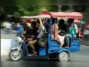 Delhi grapples with a surge in e-rickshaw traffic violations. Violations have tripled, causing congestion near metro stations and markets. Improper parking tops the list of offenses. Fatal accidents involving e-rickshaws are also on the rise. Experts suggest designated stands and capped numbers. A High Court ruling declared unregistered e-rickshaws illegal. E-rickshaws continue to overload passengers and violate traffic norms.