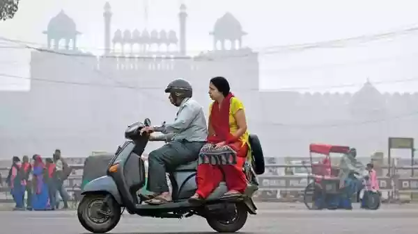 Delhi man’s ‘AQI 400 to 40’ journey goes viral amid rising pollution