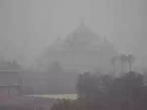 Delhi records first ‘severe’ air quality day of the year as AQI hits 428