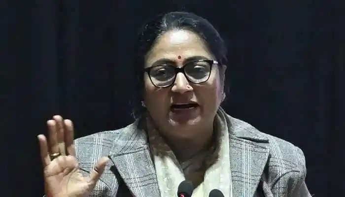 Delhi Chief Minister Rekha Gupta said that the aim behind this is to free people from the burden of remembering multiple numbers during crises and to ensure