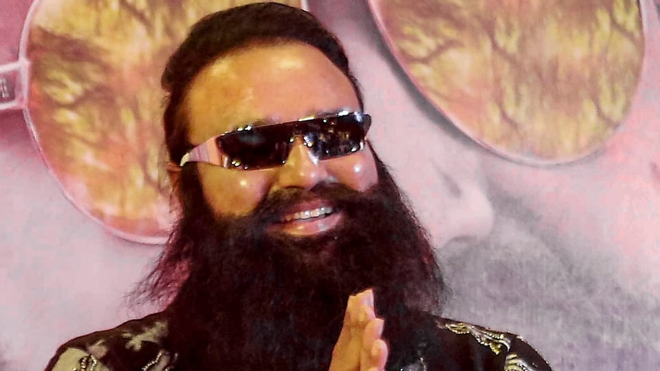 <h4>Dera Sacha Sauda chief Gurmeet Ram Rahim walks out of prison on 21-day furlough</h4> <h4>Dera Sacha Sauda chief Gurmeet Ram Rahim walks