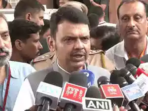 Maharashtra Chief Minister Devendra Fadnavis denied national politics speculation. He stated his work remains focused on Mumbai and the state