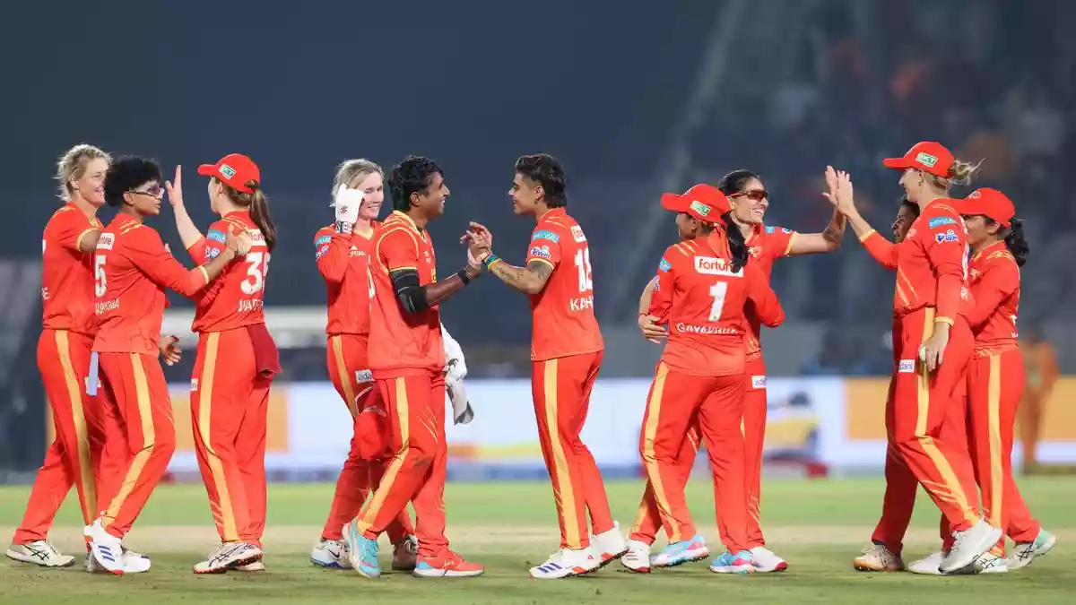 The exuberance of Niki Prasad and the experience of Sneh Rana combined to nearly snatch victory from the jaws of defeat for Delhi Capitals (DC) in the Women's