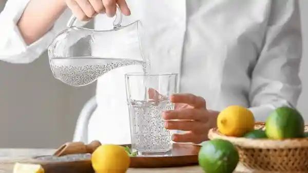 Dietitian explains the 7 amazing benefits of drinking chia seed water daily