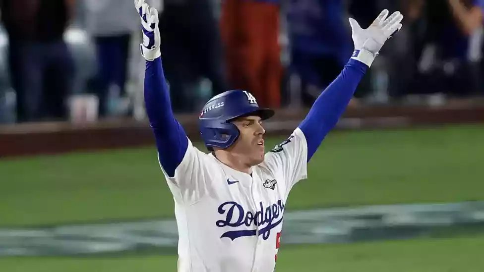 Dodgers outlast Blue Jays in World Series six-hour epic