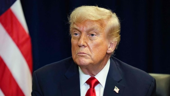 Donald Trump has alleged that three “very sinister events” took place at the United Nations during his visit with Melania Trump. The first event he talked about was an escalator at headquarters that abruptly stopped when the two of them stepped on it Tuesday morning, September 23. The moment was captured on camera, when the escalator in the entrance hall to the UN building in New York stalled as soon as the US President and his wife stepped on it.