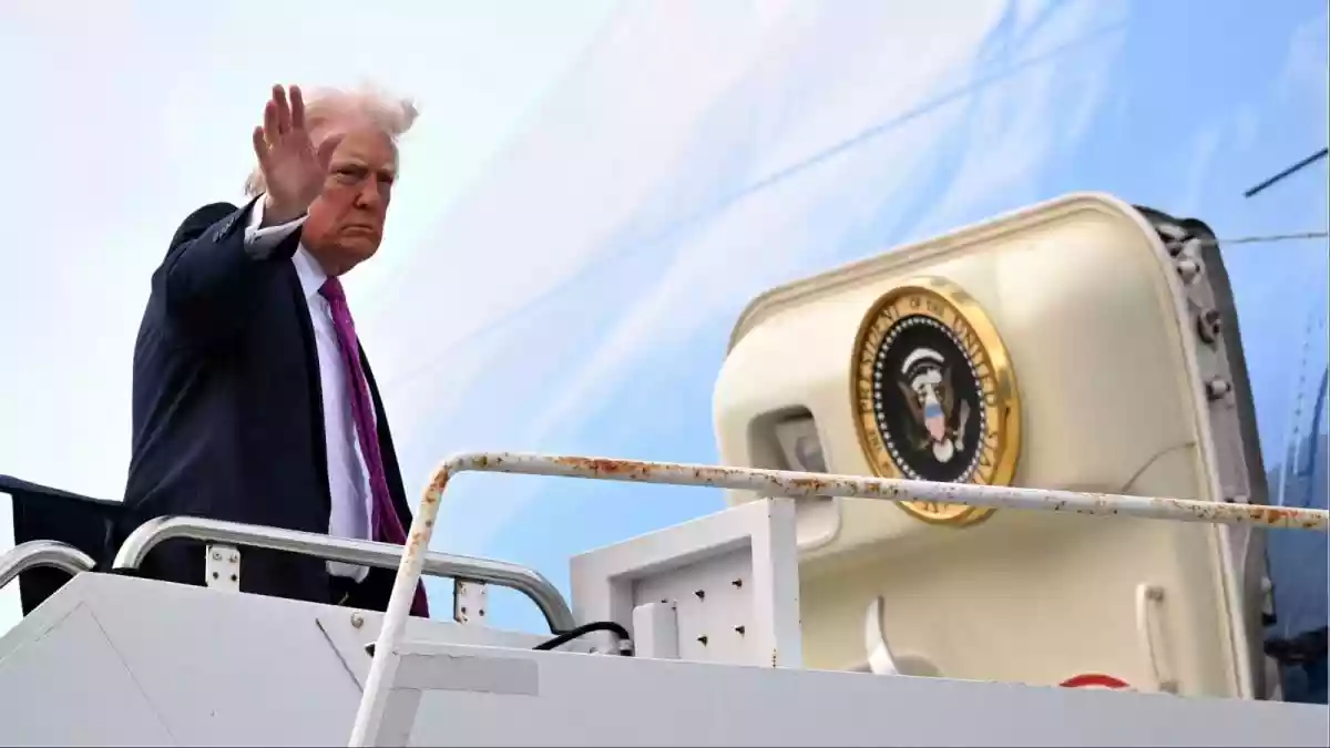 US President Donald Trump is willing to wind down the American military campaign against Iran even if the Strait of Hormuz remains largely closed