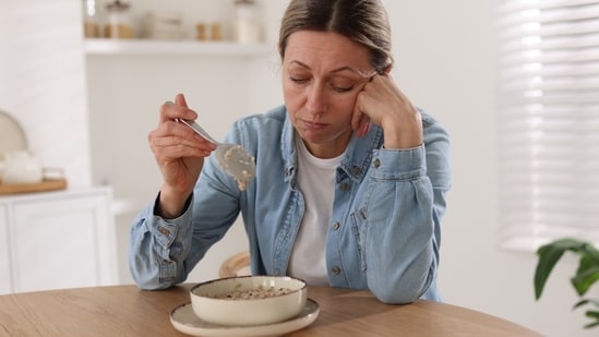 Dr Nishchay highlights signs to know if your kidneys are not healthy. He added that kidney disease often shows no early symptoms, making awareness vital. According to the International Society of Nephrology, more than 850 million worldwide have some form of kidney disease. Moreover, the prevalence of chronic kidney disease worldwide is 10.4 percent among men and 11.8 percent among women. Moreover, our fast-paced lifestyle and unhealthy food choices are also having an impact on kidney health. Therefore, it becomes prudent to know if your kidney function is healthy, and if not, take necessary steps to improve it.