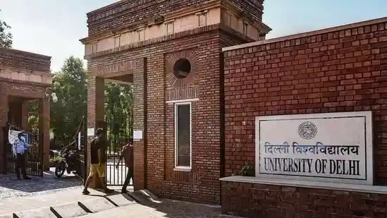 <h4>'Special exam for students who skip paper on Eid': DU tells court after Muslim student's plea</h4><h4>A petition was filed by a