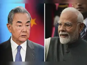 During Foreign Minister Wang Yi's visit to New Delhi, India and China reached a new understanding on frontier management, agreeing to maintain peace in border areas and initiate boundary negotiations. Both nations will resume dialogue, deepen cooperation, uphold multilateralism, and jointly address global challenges.
