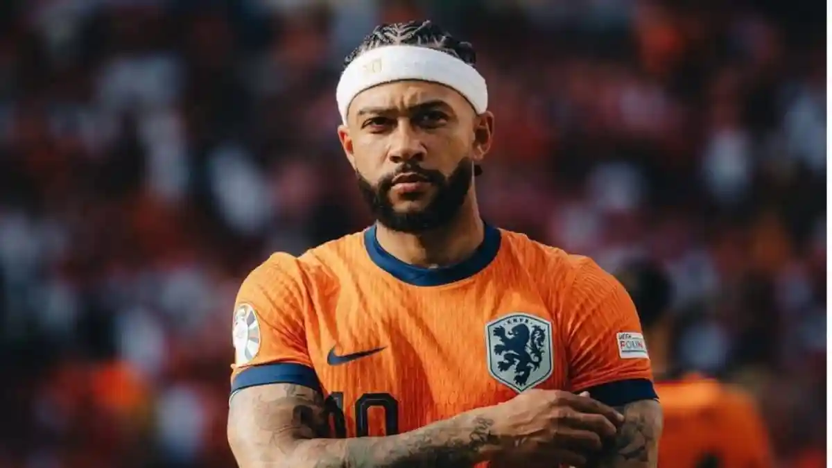 Dutch International Memphis Depay scripted history on Monday in the Netherlands' 3-0 win over Finland at the Ajax Arena in Amsterdam. Depay, netted to extend his goal record for the Oranje to 53 goals, the highest in the nation's history and also set up an assist to surpass Wesley Sneijder's record with 35 assists.Dutch International Memphis Depay scripted history on Monday in the Netherlands' 3-0 win over Finland at the Ajax Arena in Amsterdam.Depay, netted to extend his goal record for the Oranje to 53 goals, the highest in the nation's history and also set up an assist to surpass Wesley Sneijder's record with 35 assists.Donyell Malen, Virgil van Dijk, and Cody Gakpo also scored for the Dutch, who lead the group with 16 points and two games remaining.Poland is three points behind in second place. Sebastian Szymanski scored directly from a corner, and Robert Lewandowski added another goal in Poland's 2-0 win against Lithuania.The Faroe Islands made a significant stride towards their first World Cup with a surprising 2-1 victory over the Czech Republic on Sunday.