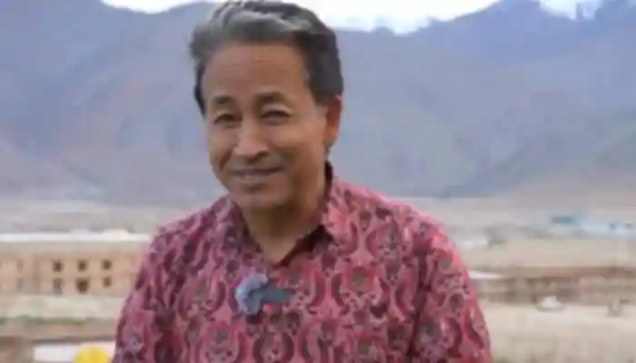 Earlier, Sonam Wangchuk, who rose to national fame as the inspiration behind Aamir Khan's character in 3 Idiots, appeared on Kaun Banega Crorepati Season 9. New Delhi: Climate activist and renowned education reformist Sonam Wangchuk has been lodged in Jodhpur Central Jail following his detention under the National Security Act (NSA), according to officials cited by ANI. Wangchuk was arrested in Ladakh on Friday and transported to Jodhpur late at night.