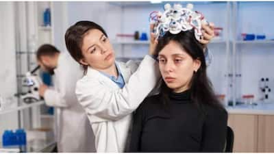 Early-onset (young-onset) Alzheimer's disease (AD) is defined as AD with symptom onset before the age of 65. It accounts for at least one-third of patients with young-onset dementia. Among those aged 45 to 64 years, the incidence rate is about 6.3 per 100,000 per year. Dr. Rohin Dubbal, Consultant Neurologist, Fortis Hospitals, Kalyan & Mulund, Mumbai, shares all you need to know: