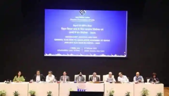 ECI appointed 18 senior officers from Rajasthan as Central Observers for Bihar polls, stressing neutrality, law compliance, voter accessibility, and grievance redressal to ensure free, fair, and transparent elections. The Election Commission of India (ECI) has appointed 15 IAS and 3 IPS officers from Rajasthan as Central Observers for the upcoming Bihar Legislative Assembly election and by-elections in several states.