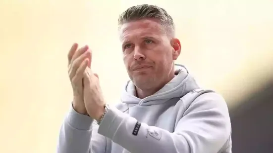 Middlesbrough have granted boss Rob Edwards permission to speak to Premier League club Wolves.</b> Boro say they are 