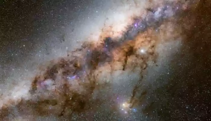 Eerie Glow At The Centre Of The Milky Way May Finally Reveal Dark Matter