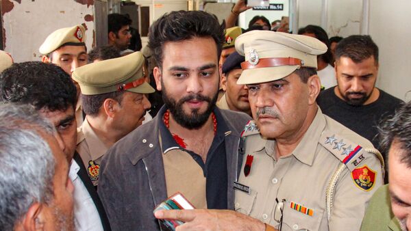 Elvish Yadav, who recently gained popularity through Laughter Chefs Season 2, is back in the news after his house in Gurugram's Sector 57 was reportedly attacked early Sunday morning. “So far, we haven't received any kind of threat or phone call. I spoke to Elvish, and he said he is fine,” Elvish's father told reporters, as reported by the Times of India.