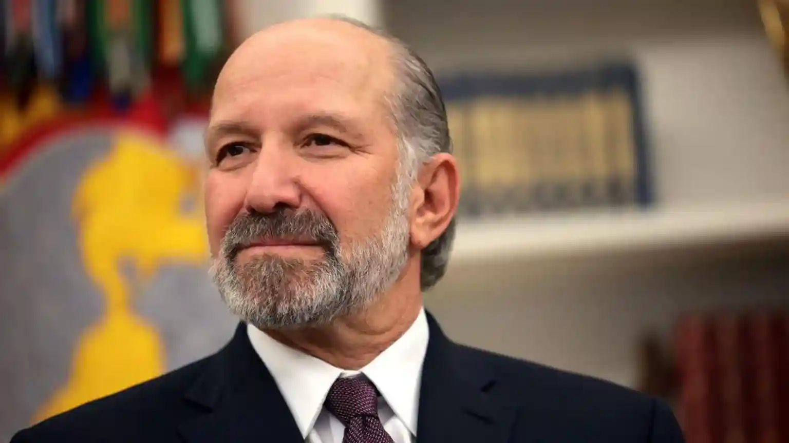 Billionaire businessman and US Commerce Department Secretary Howard Lutnick planned a visit to Jeffrey Epstein's island with his family