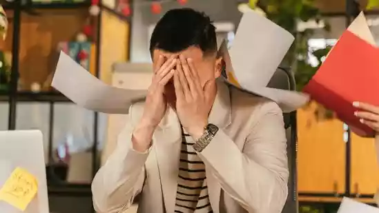 A Reddit user's account of being abruptly fired and then aggressively pursued for office equipment within 24 hours has sparked a discussion online. In the post