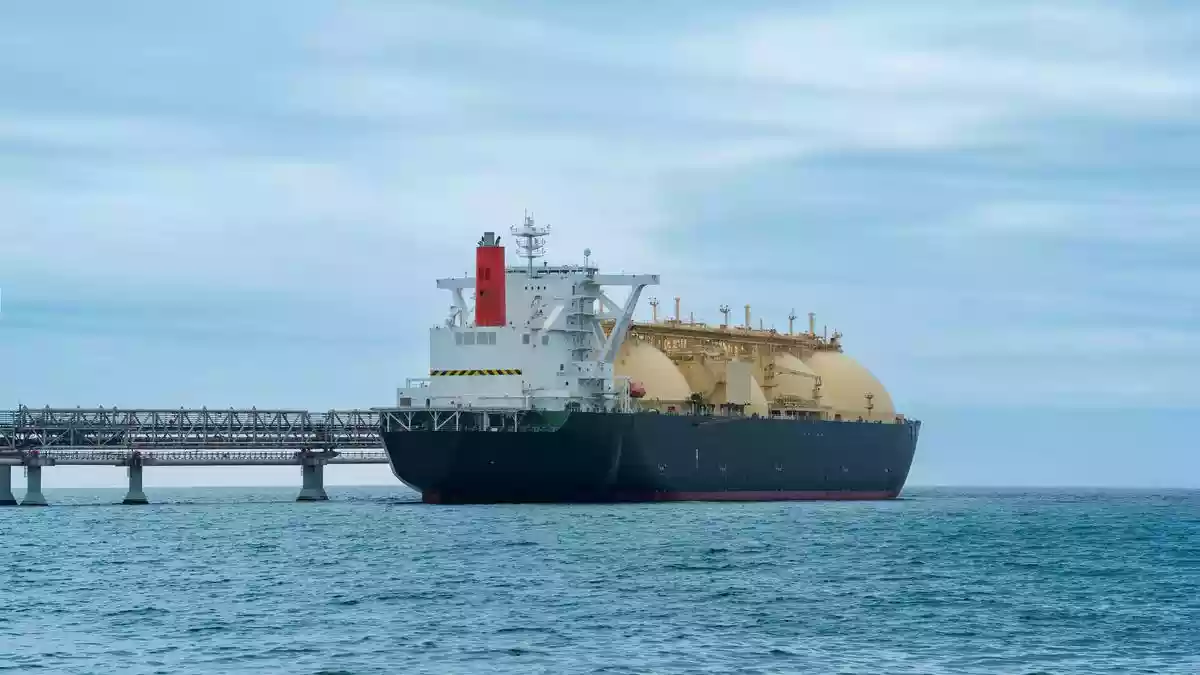 Europe reaches deal on phasing out Russian gas imports by 2027