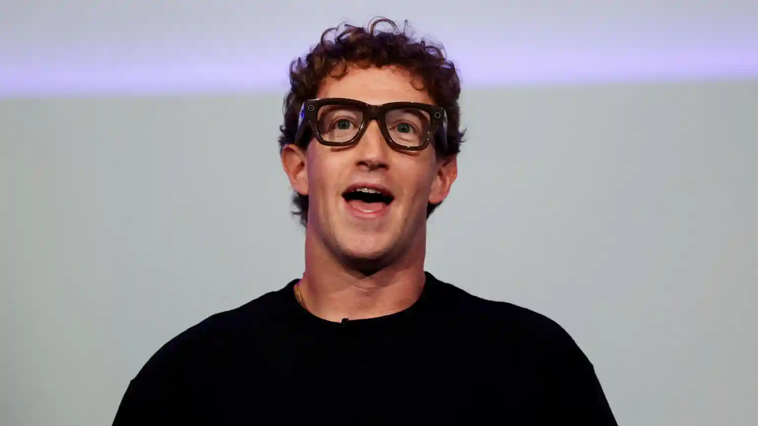 Meta boss Mark Zuckerberg plans to ramp up spending on artificial intelligence (AI) projects this year, even as other executives warn of a potential bubble in