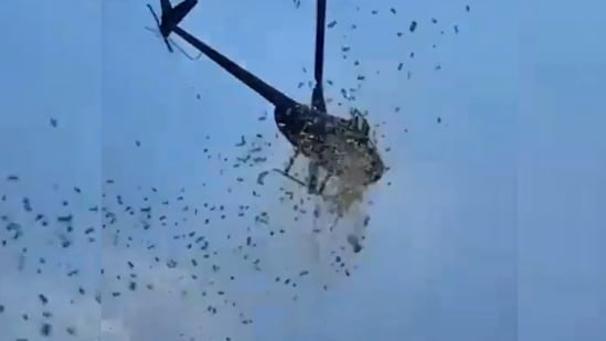 Family of Darrell Thomas fulfills his wish with a helicopter tribute, showering money and petals in a farewell to the community. Darrell Thomas was known throughout Detroit’s Eastside as a man with a giving heart. Even after his death, he found a way to give back to the community he loved. On Friday, June 27, Thomas’s family honoured his final wish by organising a helicopter to fly over his funeral and release rose petals and money over Gratiot Avenue, near Conner Street.