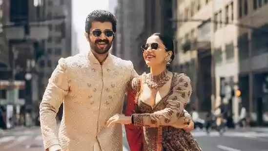 Fan reveals what's inside Rashmika and Vijay Deverakonda's wedding sweet box