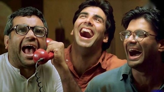 Fans have been eagerly waiting to see Hera Pheri 3, which will bring together Akshay Kumar, Paresh Rawal, and Suniel Shetty. The film has had its fair share of controversy, given Paresh's sudden exit from the project, which shocked both fans and Akshay Kumar, who had acquired the rights to the franchise. Paresh confirmed his return and that the film is now back on track. He mentioned that the film will start shooting in February-March next year.