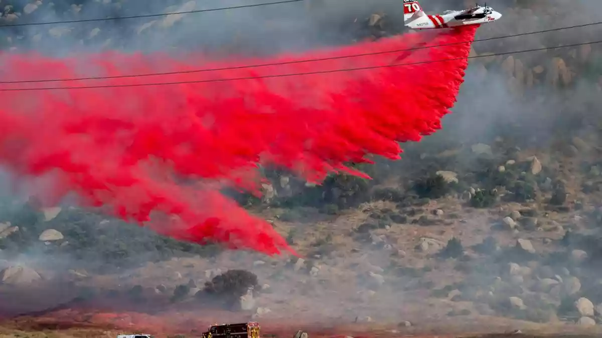 A fast-growing wildfire in windy Southern California prompted multiple evacuation orders and warnings on Friday (April 4, 2026). The Springs Fire broke out at