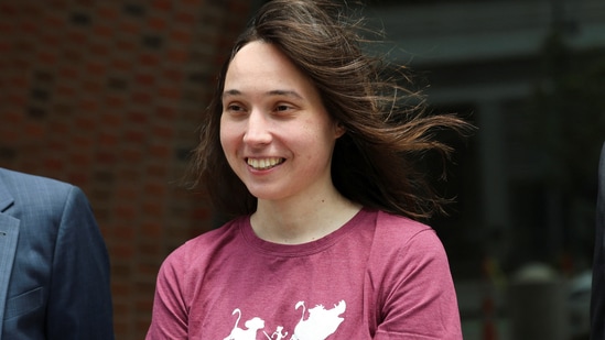 Federal officials accused Kseniia Petrova of lying about “carrying substances” and alleged that Petrova planned to smuggle the frog embryos through customs. In a US court hearing on Wednesday, attorneys argued over whether a Harvard researcher accused of smuggling frog embryos brought “biological materials” in the US. 