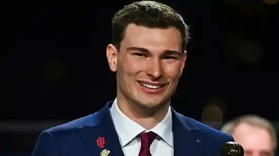 Fernando Mendoza won the Heisman trophy on December 13, beating Vanderbilt QB Diego Pavia, Notre Dame RB Jeremiyah Love and Ohio State QB Julian Sayin