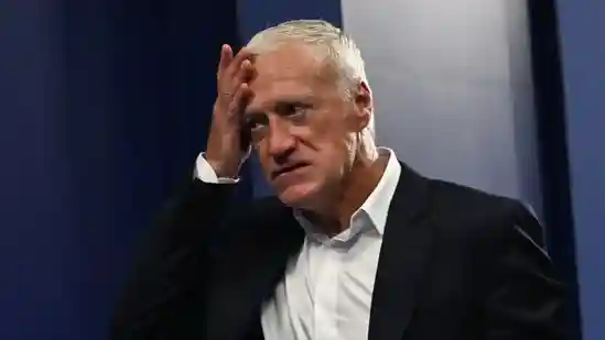 FIFA blocks tribute for Deschamps’ late mother