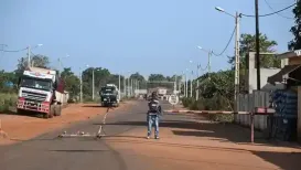 Gunmen have kidnapped five Indian nationals in Mali, their company and a security source said Friday, as the west African country reels from mounting unrest