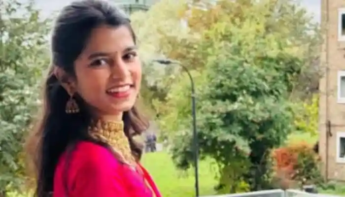 Folk singer<strong> Maithili Thakur</strong> has hinted at a possible political entry in the upcoming Bihar elections, expressing her desire to gain power to bring development to her village. Patna: Folk singer Maithili Thakur responded to growing speculation that she may contest in the upcoming Bihar assembly elections.Folk singer<strong> Maithili Thakur</strong> has hinted at a possible political entry in the upcoming Bihar elections, expressing her desire to gain power to bring development to her village.Patna: Folk singer Maithili Thakur responded to growing speculation that she may contest in the upcoming Bihar assembly elections.While talking to ANI, Maithili Thakur neither confirmed nor denied the possibility of her contesting the Bihar elections. The folk singer expressed her interest in gaining power through politics to bring about change in her village in terms of development.On reports of her contesting in the Bihar elections, the folk and devotional singer said, 