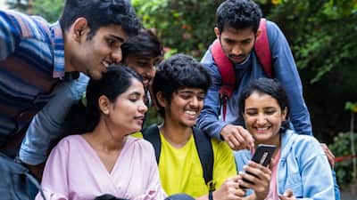 Following the completion of the first round of NEET UG counselling in Gujarat, 1,169 MBBS and BDS seats remain vacant. To fill in the seats, the state Admission Committee for Professional Undergraduate Medical Courses (ACPUGMEC) will commence the round 2 registration process and choice filling on August 29. Students can check the Gujarat NEET UG seat allotment list at medadmgujarat.org.