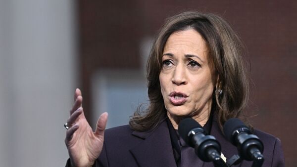 Former United States Vice President Kamala Harris on September 19 expressed support for late night comedian Jimmy Kimmel, who's show on ABC was cancelled, following a monologue on Charlie Kirk and his suspected shooter Tyler Robinson. However, the post has taken a turn after billionaire and US President Donald Trump's aide Elon Musk seemed to slam Kamala Harris on the issue using her own post from 2019.