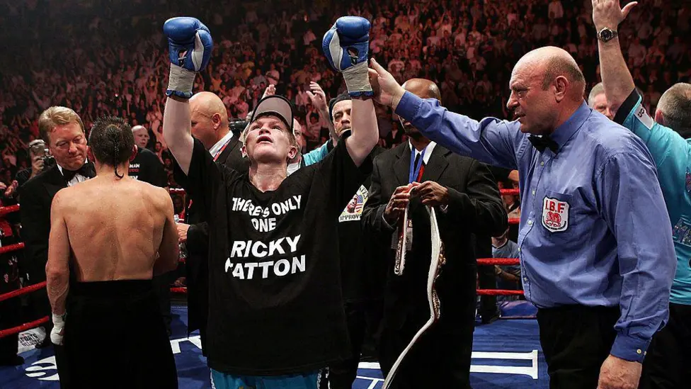 Former world champion Ricky Hatton has died at the age of 46.</b> Nicknamed 'the Hitman', he won world titles at light-welterweight and welterweight and was one of Britain's most popular fighters. His body was found at his home in Manchester on Sunday.