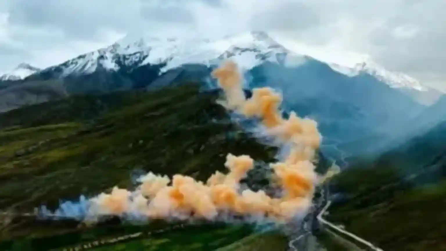 Four Chinese officials have been dismissed over a fireworks display in the Himalayas last month by outdoor apparel brand Arc'teryx that drew heated criticism. Videos of brightly coloured fireworks that apparently resembled a 