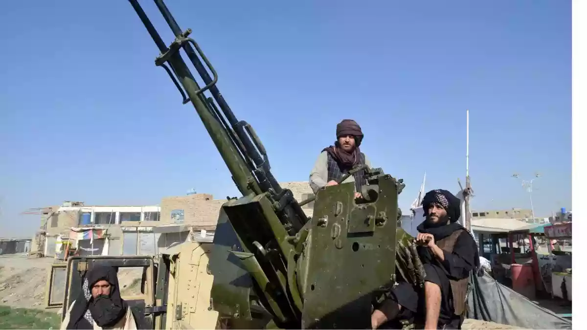 Tensions along the volatile Durand Line have flared up dramatically, with fresh clashes reported between Pakistani forces and the Afghan Taliban in eastern