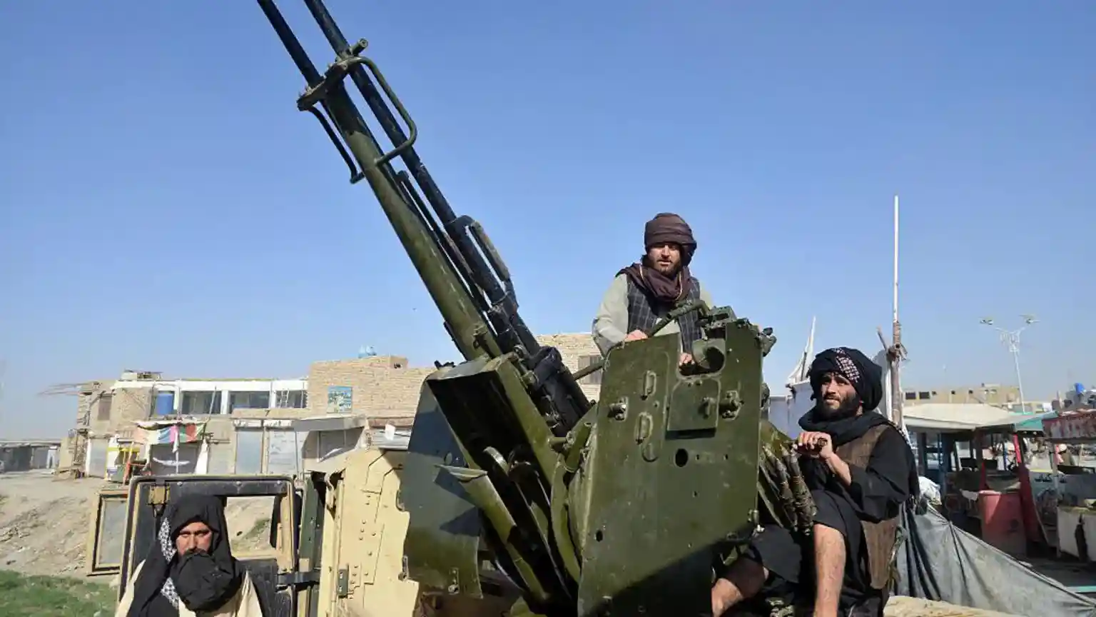 Fresh fighting broke out along the Afghanistan-Pakistan border early on Wednesday, with each side accusing the other of initiating deadly clashes. Pakistan's military said its forces had killed 