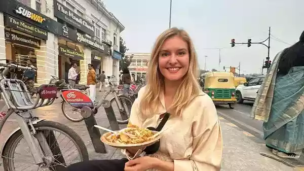 German vlogger shocked by Delhi’s ‘rollercoaster’ traffic – Video