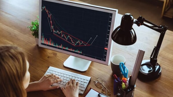 - Gold edged higher on Wednesday, supported by a weaker dollar after mild U.S. inflation data cemented bets for an interest rate cut in September, while investors awaited this week's U.S.-Russia talks over the war in Ukraine. Spot gold was up 0.2% at $3,351.46 per ounce, as of 0447 GMT. U.S. gold futures for December delivery were steady at $3,399.60.