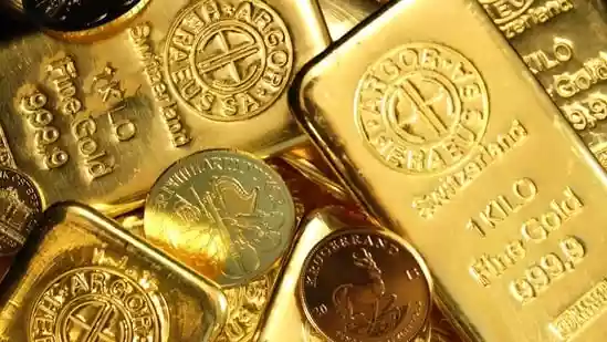Gold price plunges 6% after record high