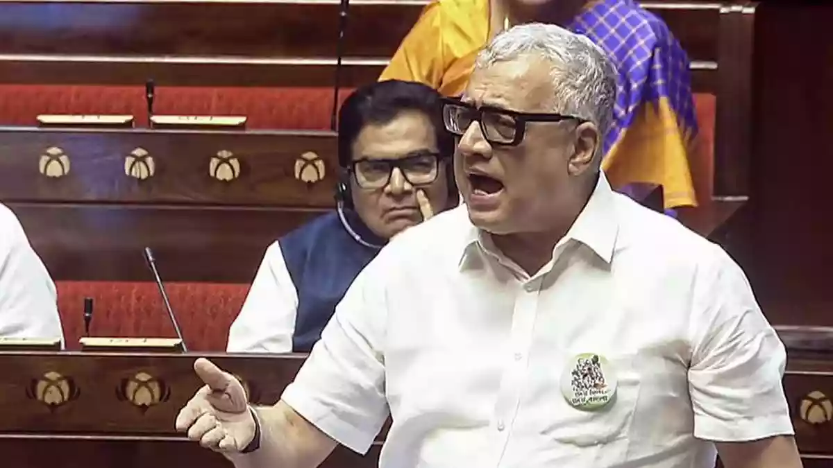 The government's claim that MPs cannot discuss the Election Commission (ECI) is a violation of the powers of Parliament, Trinamool Congress leader Derek